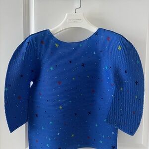 Me issey Miyake top
